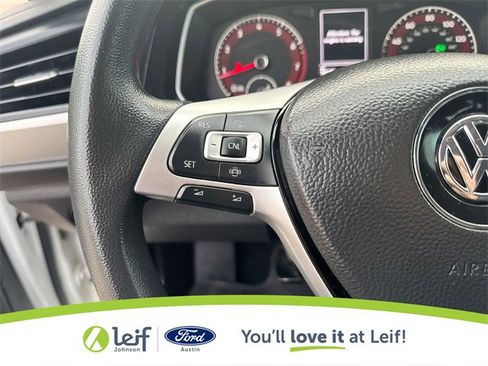 Used 2019 Volkswagen Jetta SE image 31