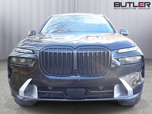 Used 2024 BMW X7 xDrive40i image 3