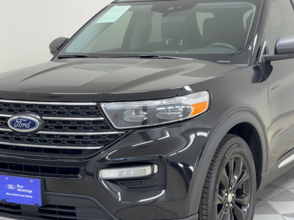 Certified 2023 Ford Explorer XLT w/ Equipment Group 202A RWD image 12