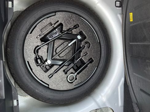 Used 2015 Hyundai Veloster Turbo w/ Option Group 04 image 58