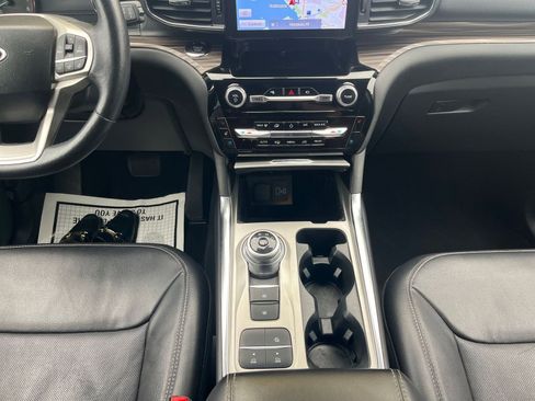 Used 2023 Ford Explorer Limited image 45