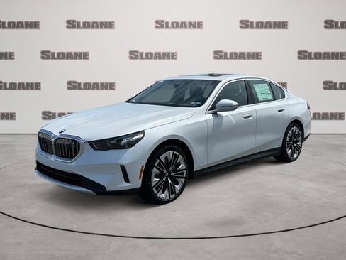 New 2026 BMW 530i xDrive AWD/4WD image 1