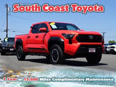 Used 2024 Toyota Tacoma TRD Off-Road w/ TRD Off Road Premium Package AWD/4WD image 1