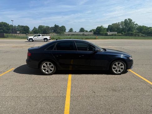 Used 2010 Audi A4 2.0T Premium AWD/4WD image 6