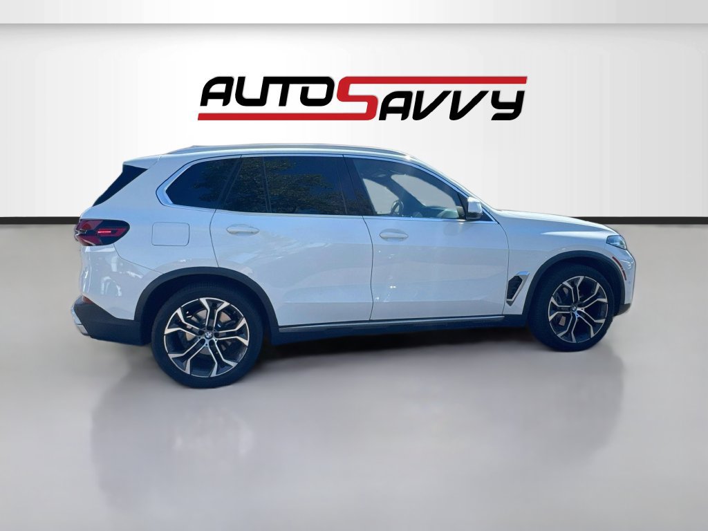 Used 2024 BMW X5 xDrive40i w/ Parking Assistance Package AWD/4WD image 8