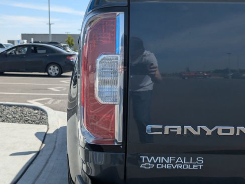 Used 2019 GMC Canyon Denali AWD/4WD image 41