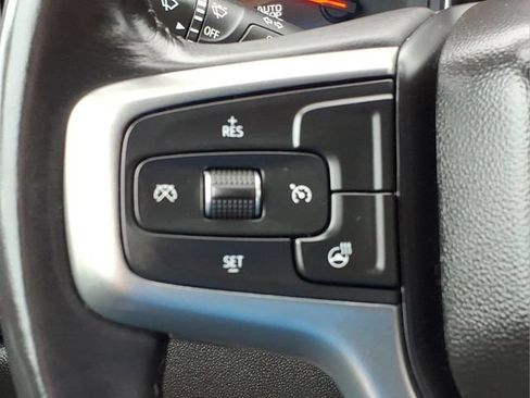 Used 2022 Chevrolet Silverado 1500 LT AWD/4WD image 24