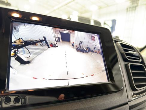 Used 2025 RAM ProMaster 2500 w/ Convenience Group image 37