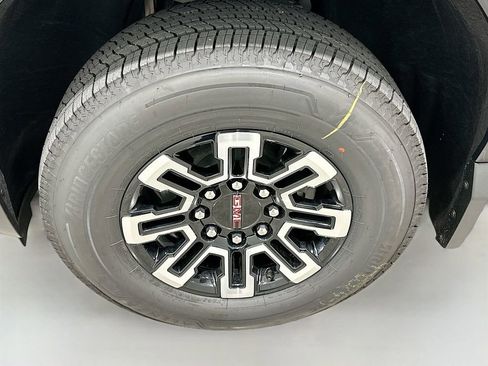 New 2026 GMC Sierra EV Elevation image 30