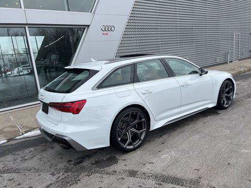 Used 2025 Audi RS 6 performance image 24