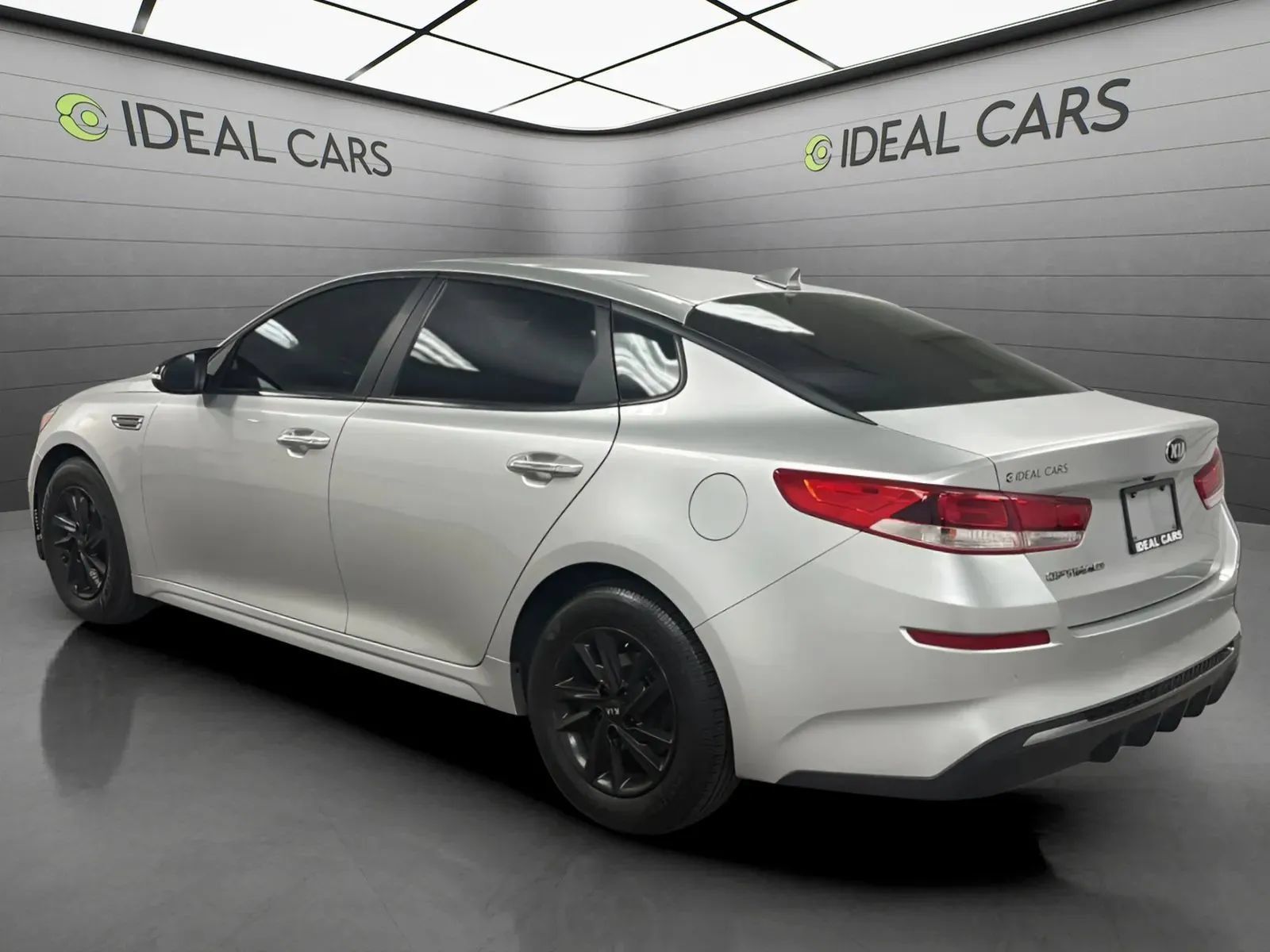 Used 2020 Kia Optima LX FWD image 7