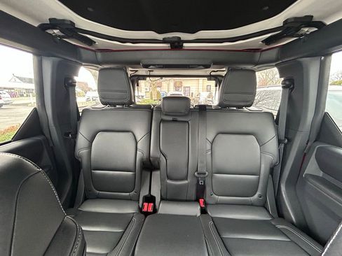 Used 2025 Ford Bronco Badlands AWD/4WD image 21