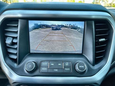 Used 2019 GMC Acadia SLT image 15