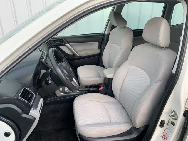 Used 2018 Subaru Forester 2.5i Premium w/ All-Weather Package AWD/4WD image 9