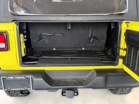 Used 2023 Jeep Wrangler Sport AWD/4WD image 33