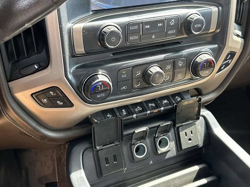 Used 2018 GMC Sierra 1500 Denali AWD/4WD image 30