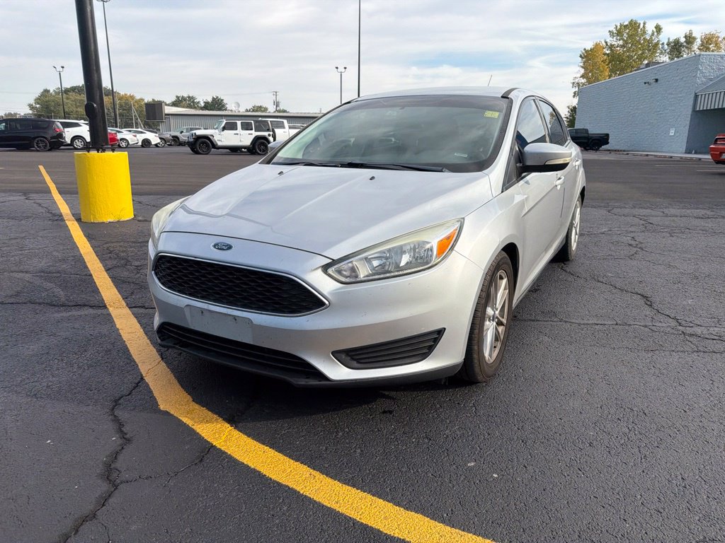 Used 2015 Ford Focus SE FWD image 5