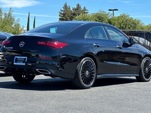 Used 2026 Mercedes-Benz CLA 250 image 9