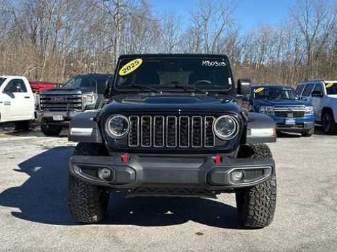 Certified 2025 Jeep Wrangler Unlimited Rubicon AWD/4WD image 3