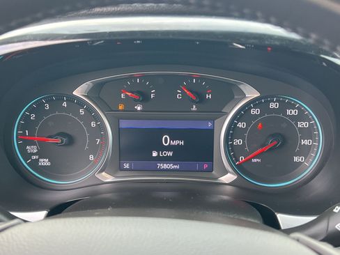Used 2021 Chevrolet Traverse LT AWD/4WD image 17