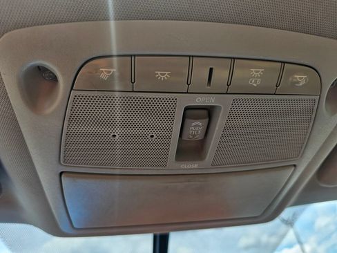 Used 2018 Nissan Maxima 3.5 SL FWD image 26