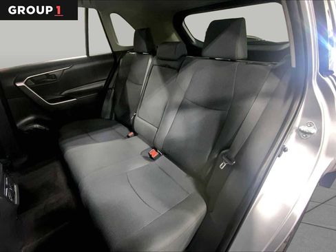 Used 2023 Toyota RAV4 LE AWD/4WD image 21