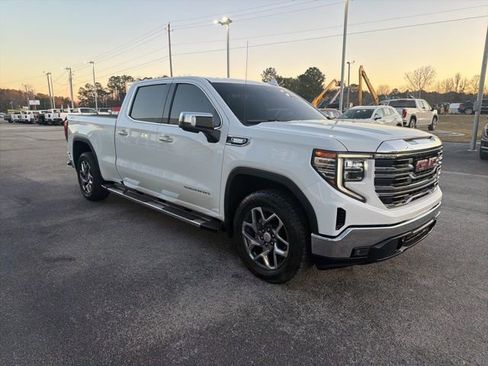 Used 2023 GMC Sierra 1500 SLT w/ SLT Premium Package image 7