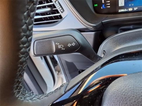 Used 2024 Ford Escape SE image 10