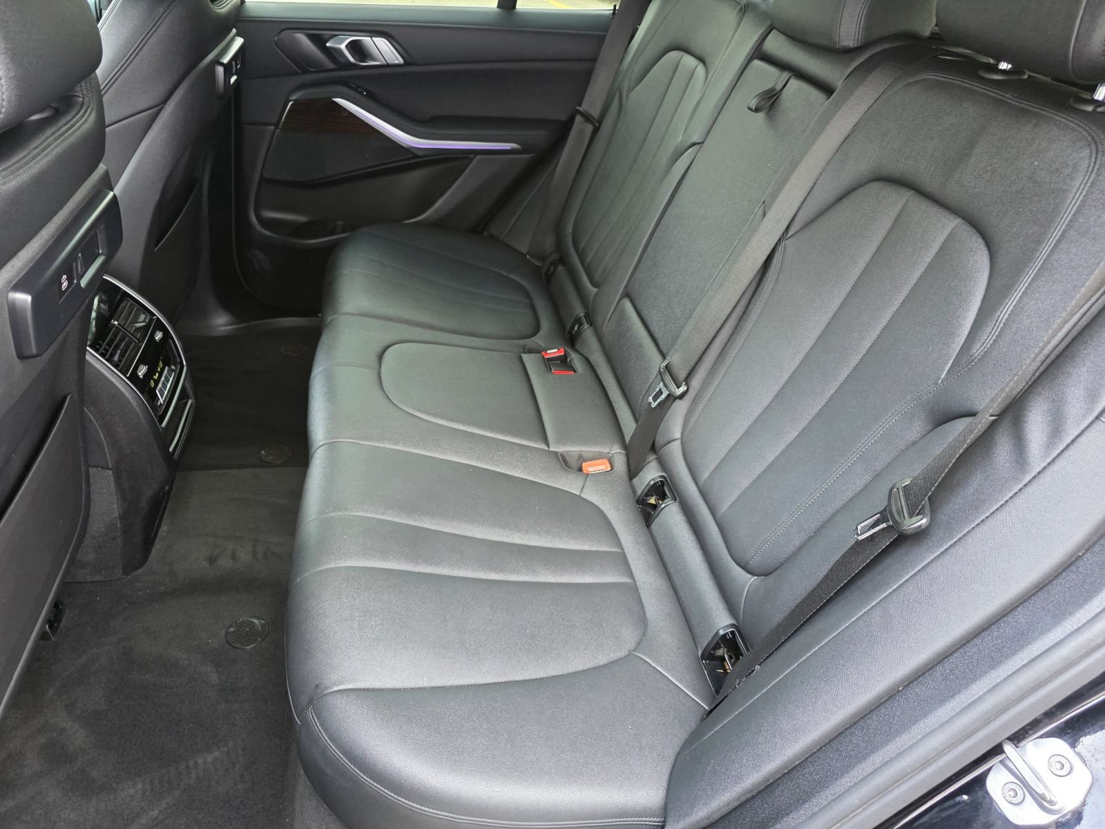 Used 2019 BMW X5 xDrive40i w/ Convenience Package AWD/4WD image 36