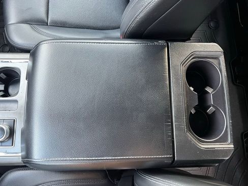 Used 2019 Ford Expedition XLT w/ Equipment Group 201A image 31