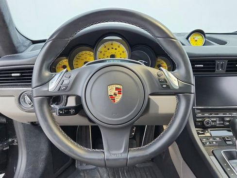 Used 2014 Porsche 911 Turbo S image 30