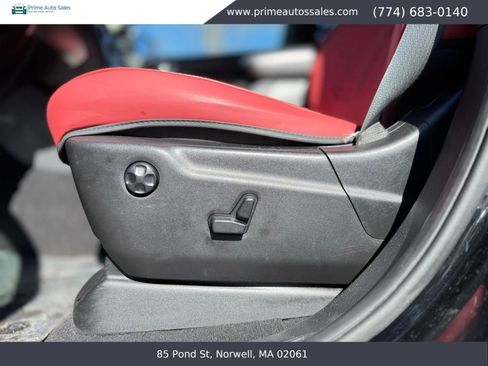 Used 2019 Dodge Durango GT image 8