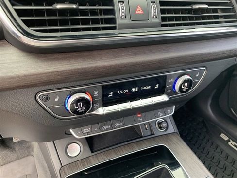 Used 2021 Audi Q5 2.0T Premium w/ Convenience Package image 25