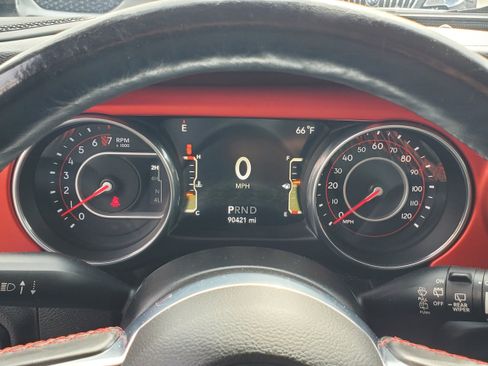 Used 2018 Jeep Wrangler Unlimited Rubicon AWD/4WD image 17