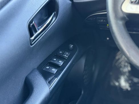 Used 2017 Toyota Prius Two w/ Carpet Mat Package image 22