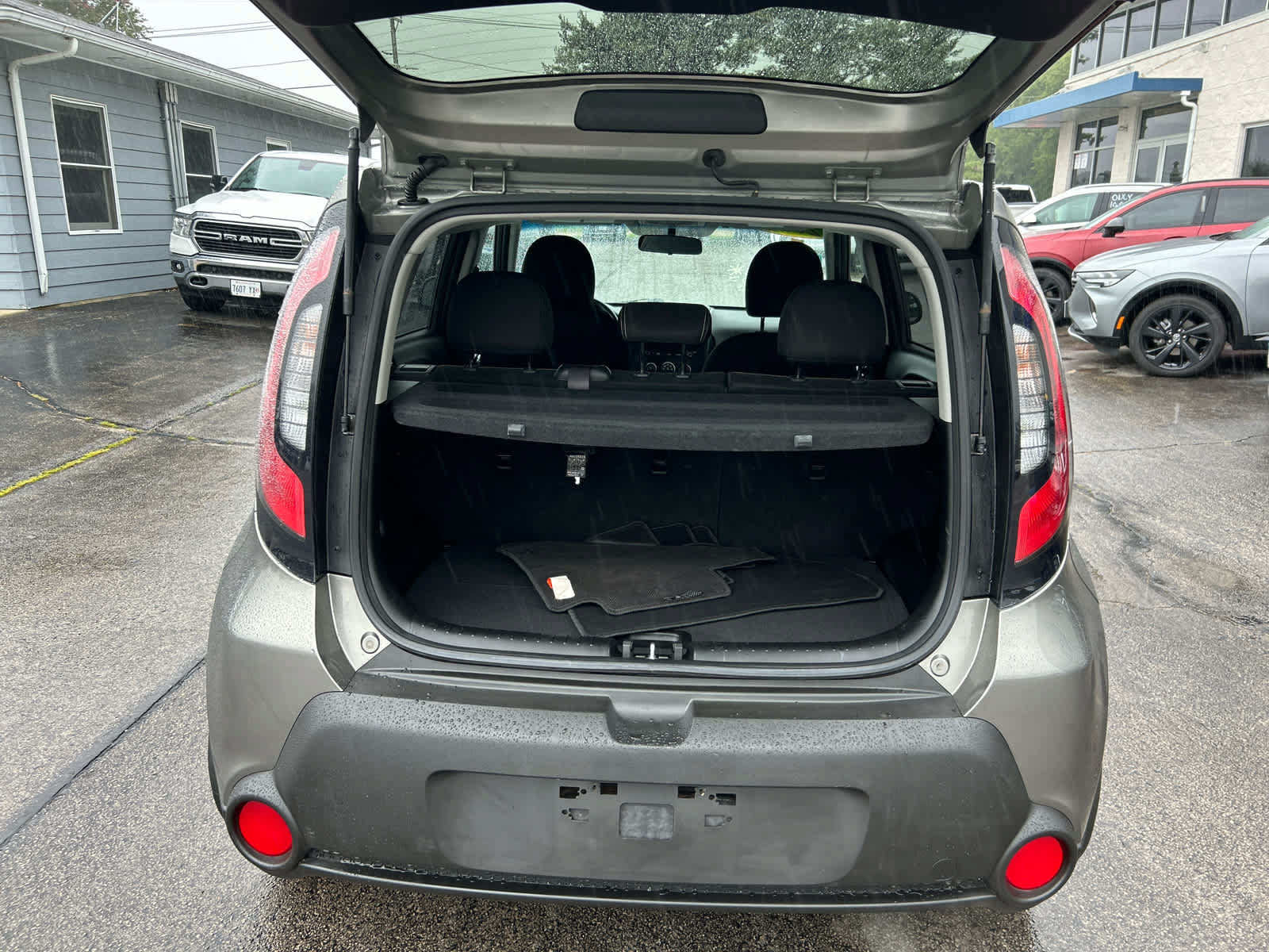 Used 2015 Kia Soul + FWD image 22