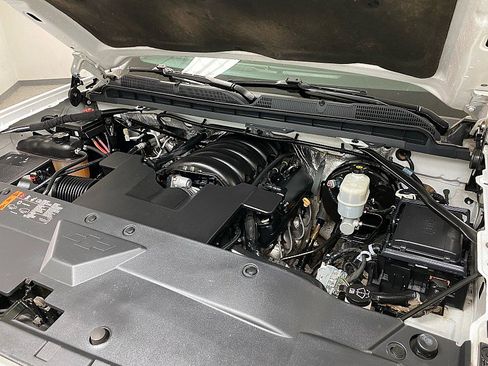 Used 2018 Chevrolet Silverado 1500 LT image 16