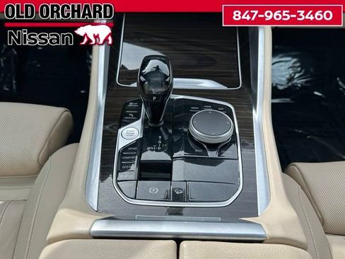 Used 2021 BMW X6 xDrive40i w/ Premium Package 3 AWD/4WD image 19