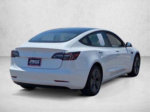 Used 2023 Tesla Model 3 Standard Range RWD image 5