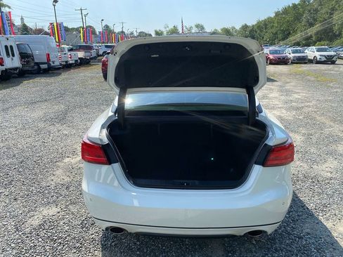 Used 2017 Nissan Maxima SR image 24