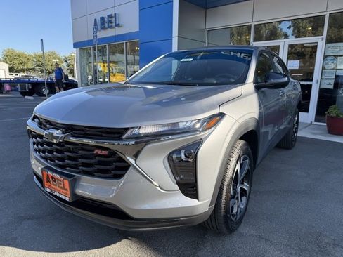 New 2025 Chevrolet Trax RS w/ Driver Confidence Package image 3