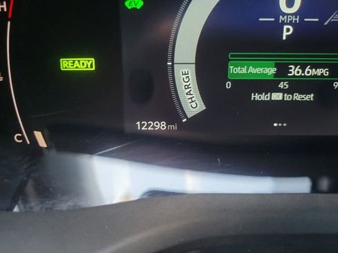 Used 2025 Toyota Camry SE FWD image 24