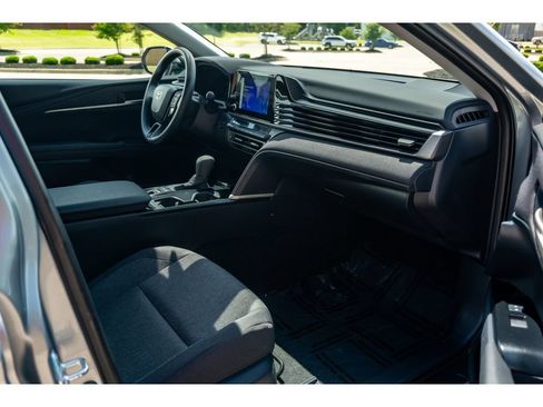 Used 2026 Toyota Camry LE FWD image 18