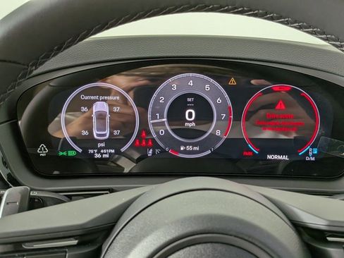 New 2026 Porsche Cayenne Coupe image 16