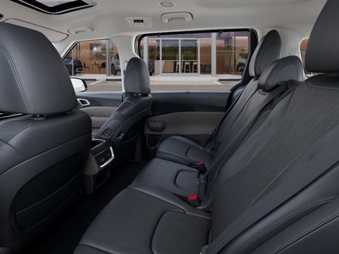 New 2026 Kia Carnival SX image 19