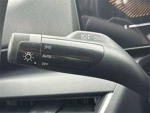 New 2025 Kia K4 LXS image 14