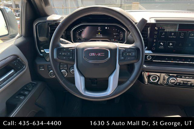 Used 2023 GMC Sierra 1500 SLT w/ X31 Off-Road Package AWD/4WD image 12