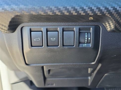 Used 2024 Subaru Ascent Premium w/ Convenience Package image 25