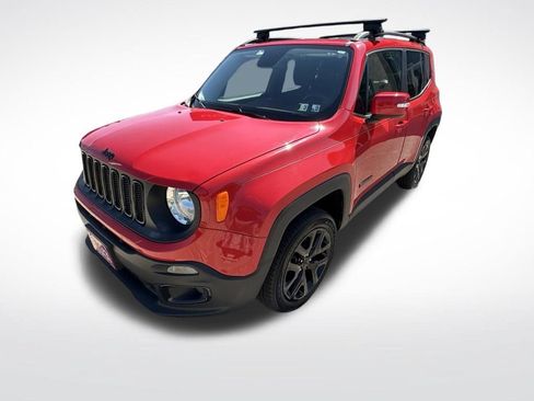 Used 2017 Jeep Renegade Altitude AWD/4WD image 2