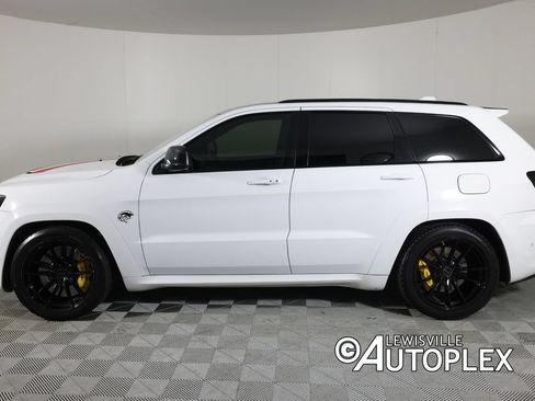 Used 2021 Jeep Grand Cherokee Trackhawk AWD/4WD image 8